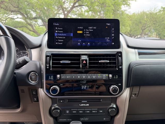 2022 Lexus GX Base