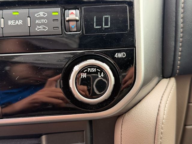 2022 Lexus GX Base