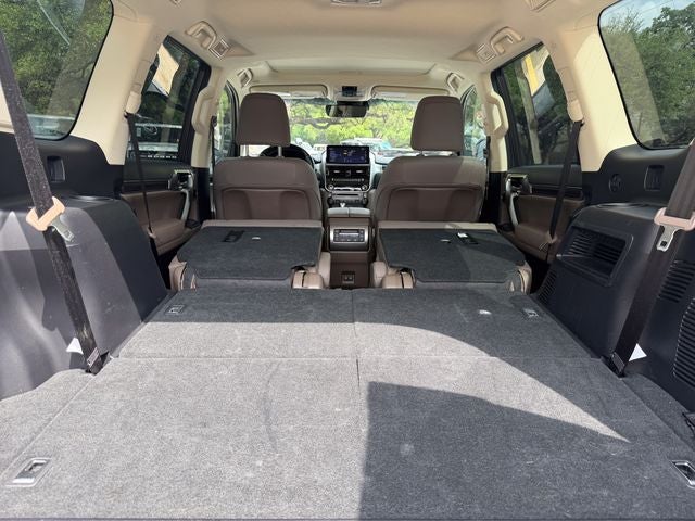 2022 Lexus GX Base