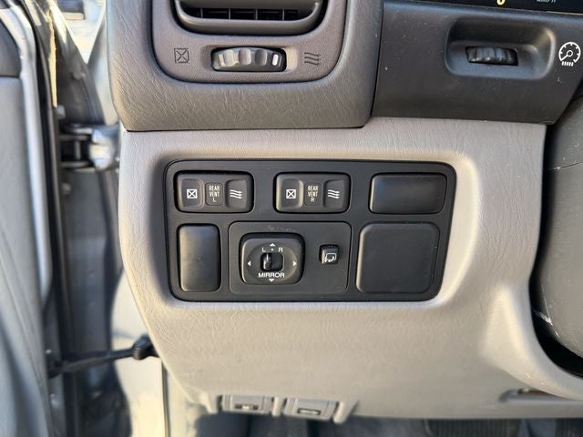 2001 Lexus LX 470