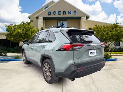 2020 Toyota RAV4 XLE Premium