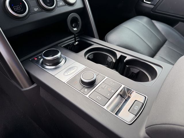 2020 Land Rover Discovery Landmark