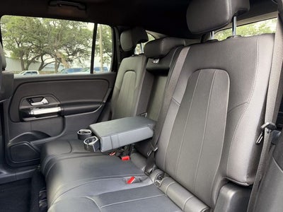 2025 Mercedes-Benz GLB Base