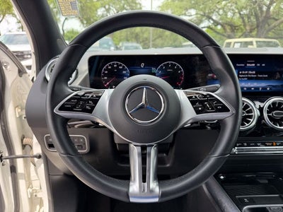 2025 Mercedes-Benz GLA Base