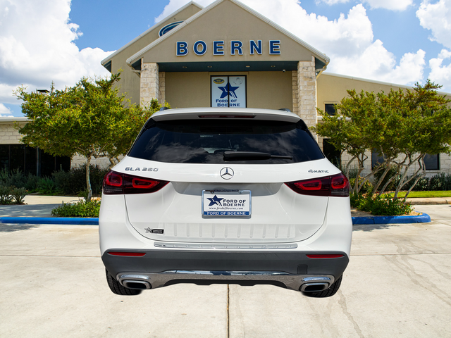 2023 Mercedes-Benz GLA Base 4MATIC®