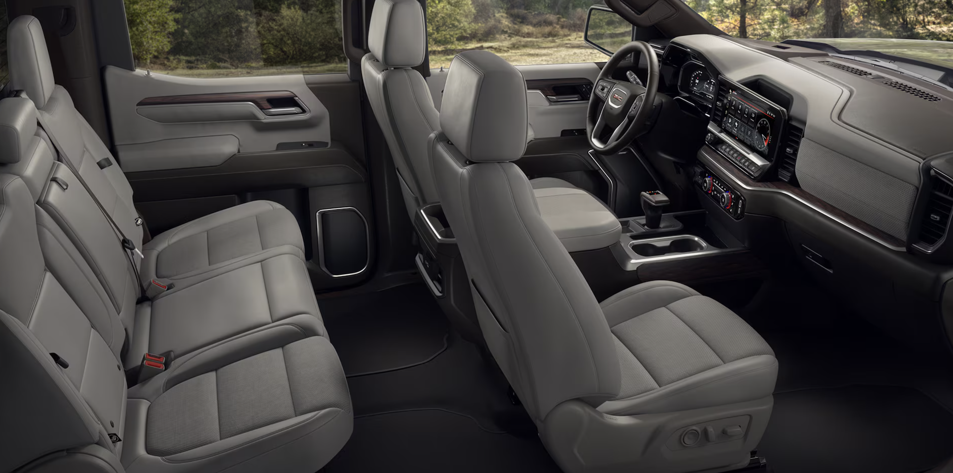 New 2025 GMC Sierra 1500 Interior Features Near Me in San Antonio, TX