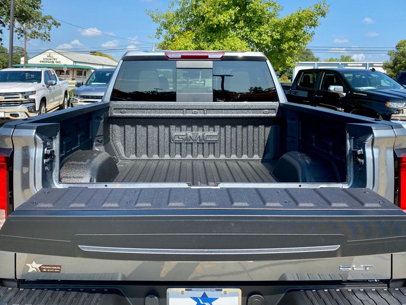 Spray-In Bed Liner at Fredericksburg GMC